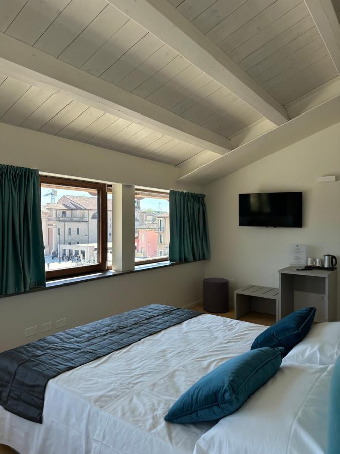 C House Rooms Lake Peschiera del Garda Zewnętrze zdjęcie