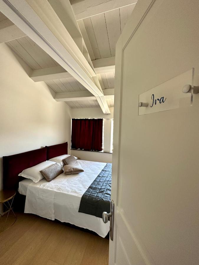 C House Rooms Lake Peschiera del Garda Zewnętrze zdjęcie
