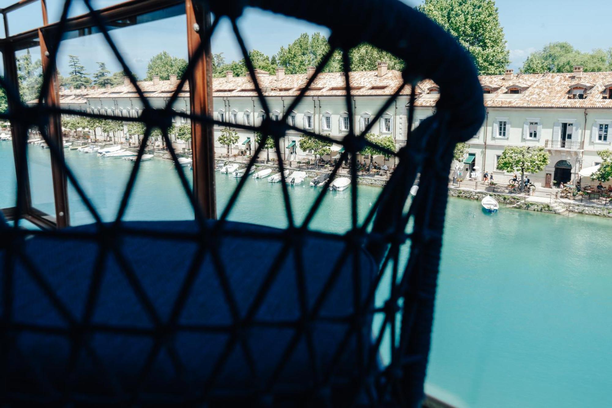 C House Rooms Lake Peschiera del Garda Zewnętrze zdjęcie