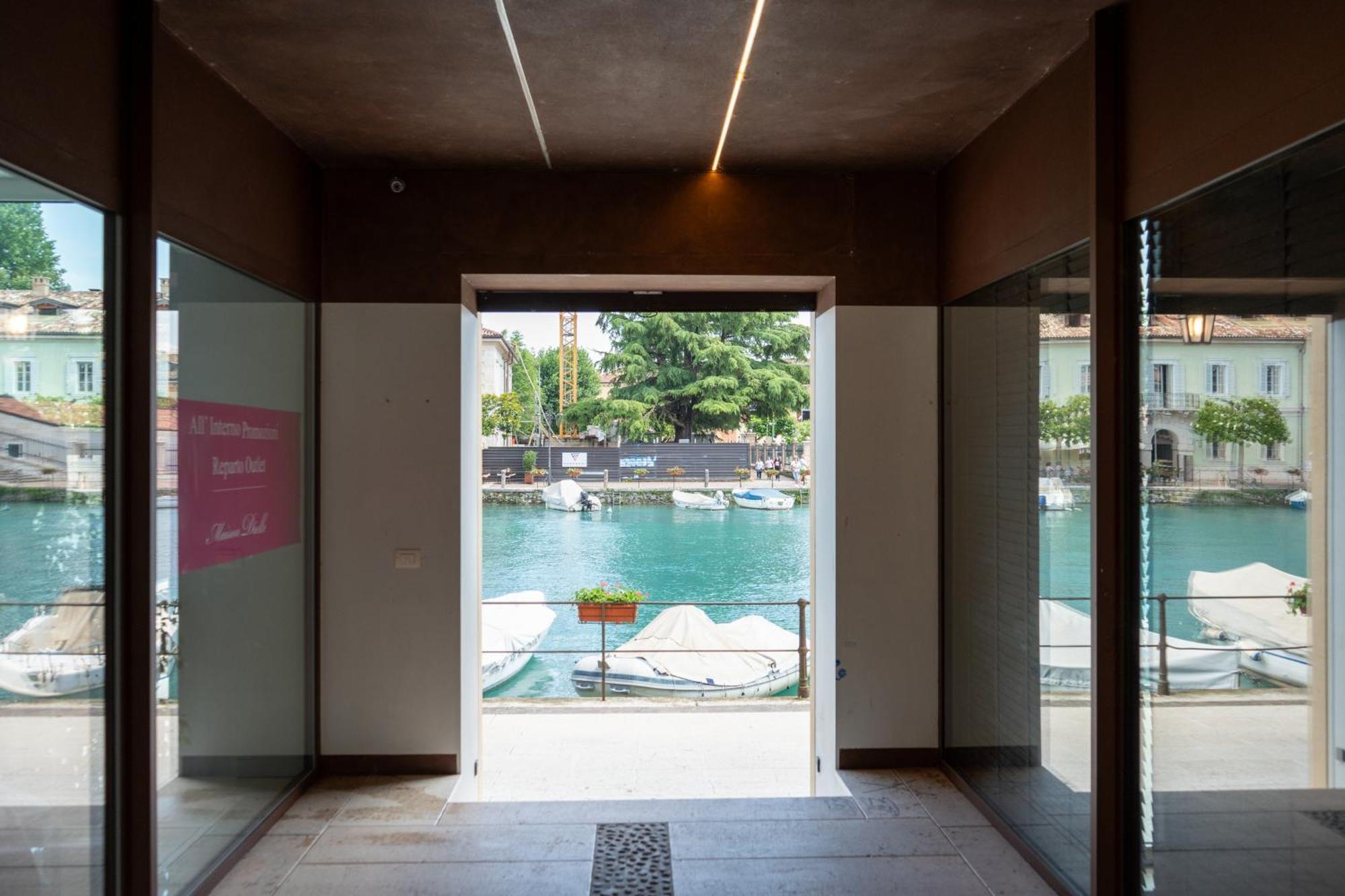 C House Rooms Lake Peschiera del Garda Zewnętrze zdjęcie