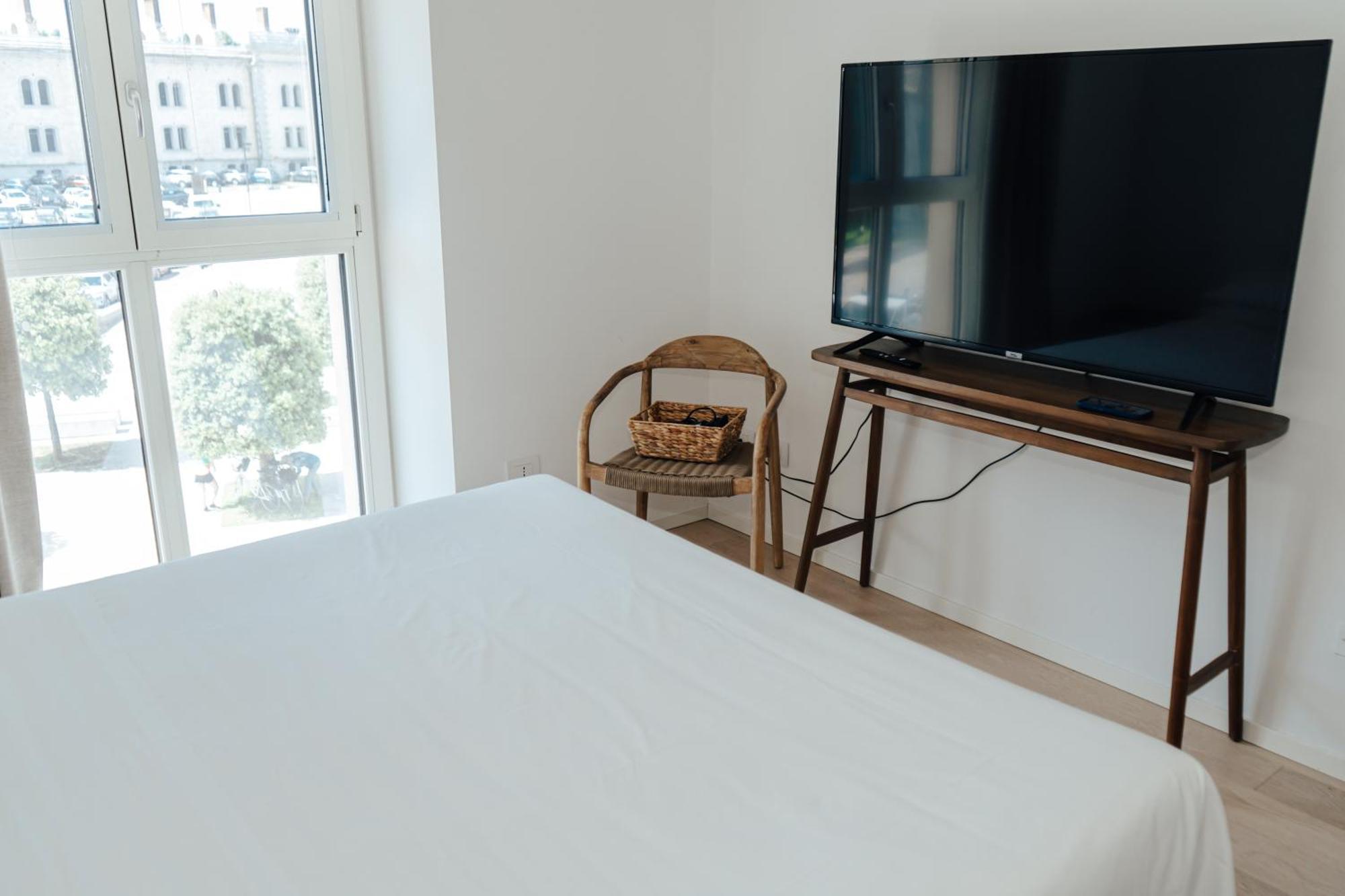 C House Rooms Lake Peschiera del Garda Zewnętrze zdjęcie